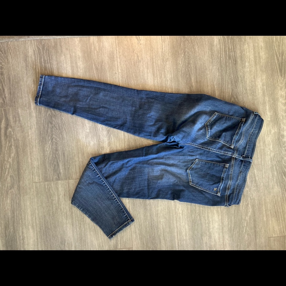 Sold - Picture 2 of 4